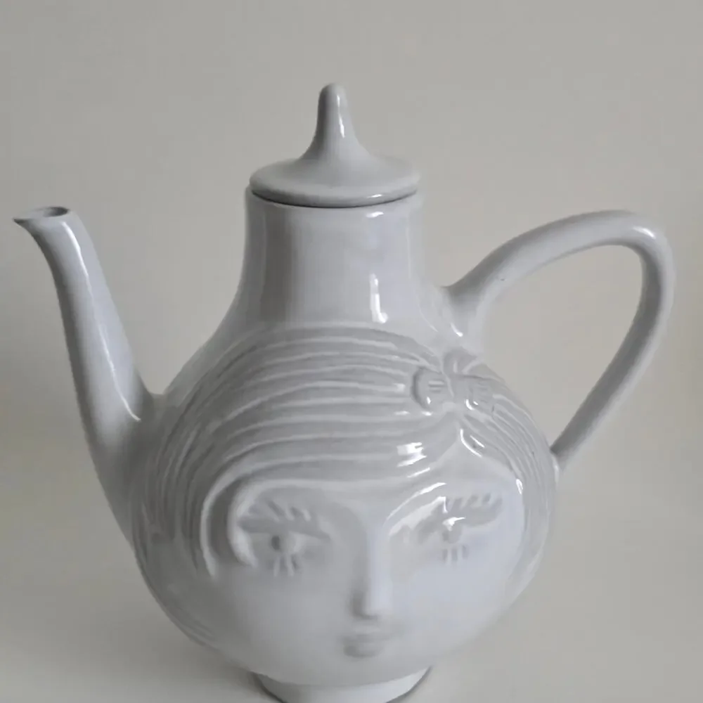 Jonathan Adler Utopia Boy & Girl Two Face Teapot Gray w/ Lid Retired